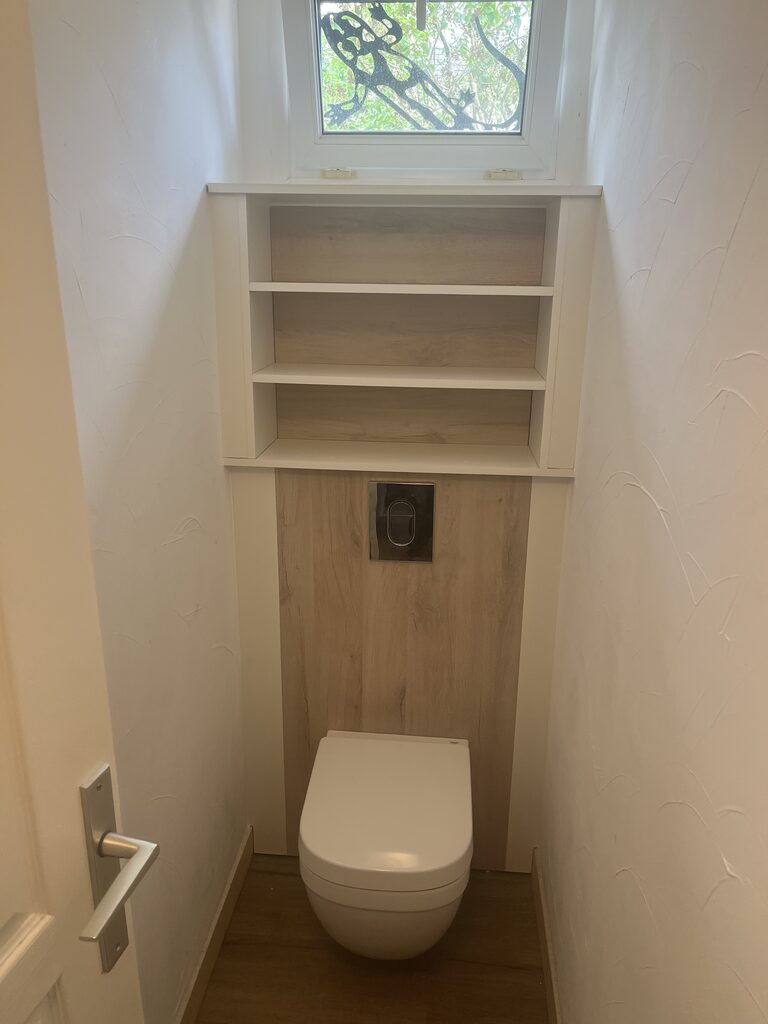 Toilette suspendu sur mesure