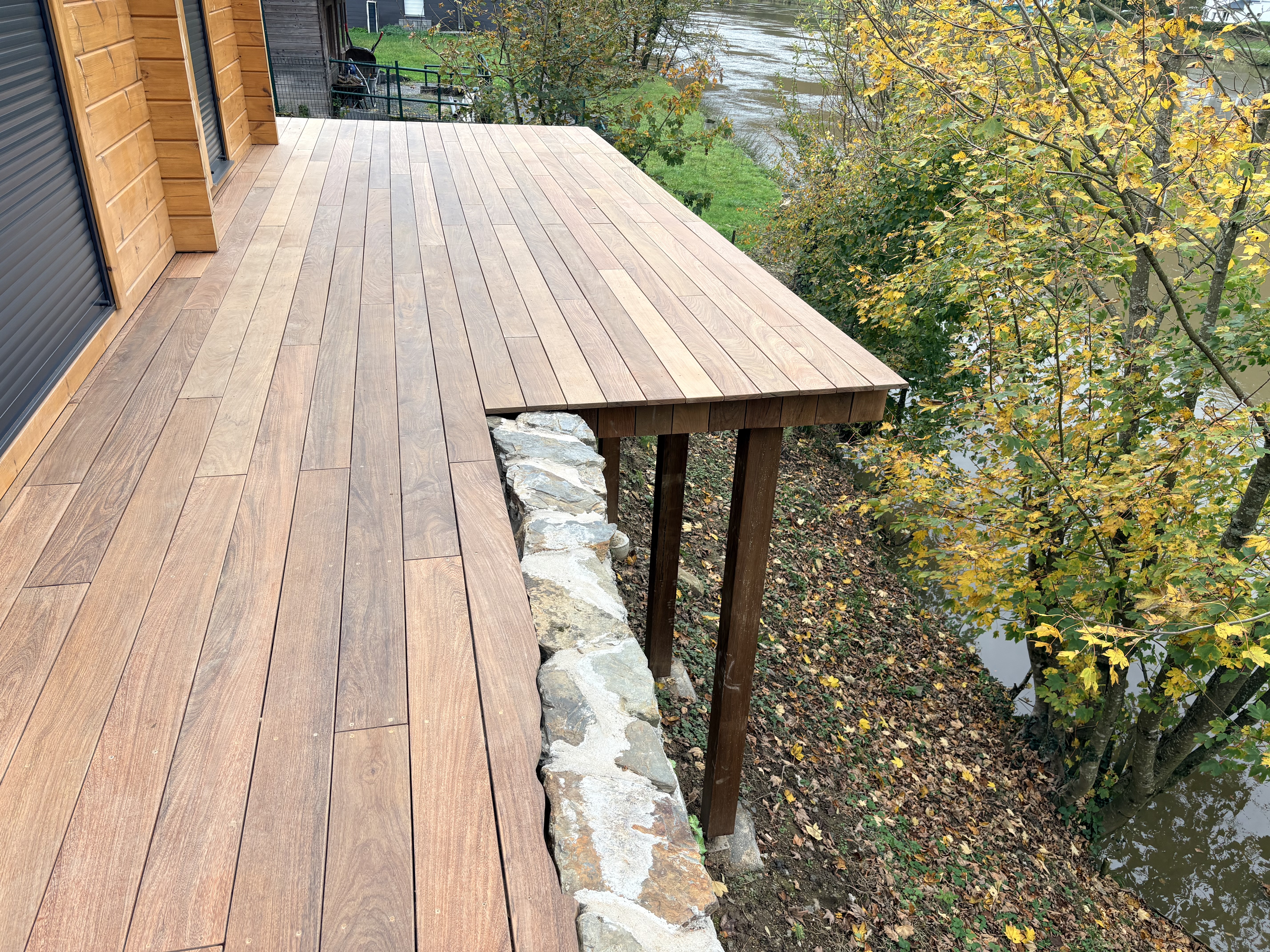 La terrasse haute gamme en IPE